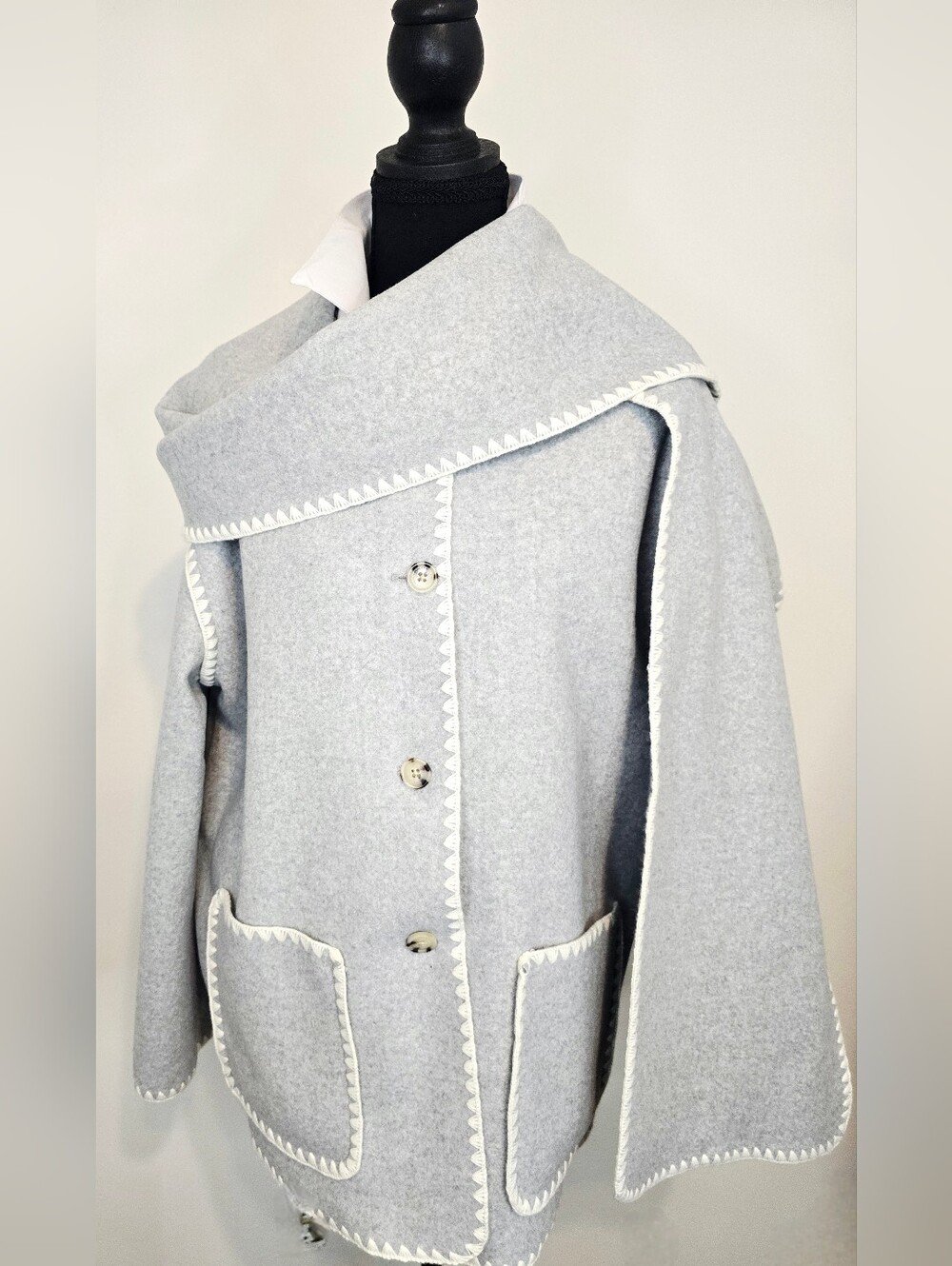 Marc New York Andrew Marc Gray Cape Coat Blanket Jacket Whipstitch Quiet Luxury - Picture 4 of 12